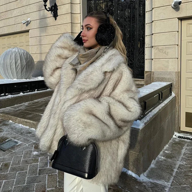 Neo Mint 2024 Winter Ins Hot Fashion Girls Oversized Farbverlauf Pelzmantel Damen Dick Warme Oberbekleidung Flauschige Kunstfuchsjacke