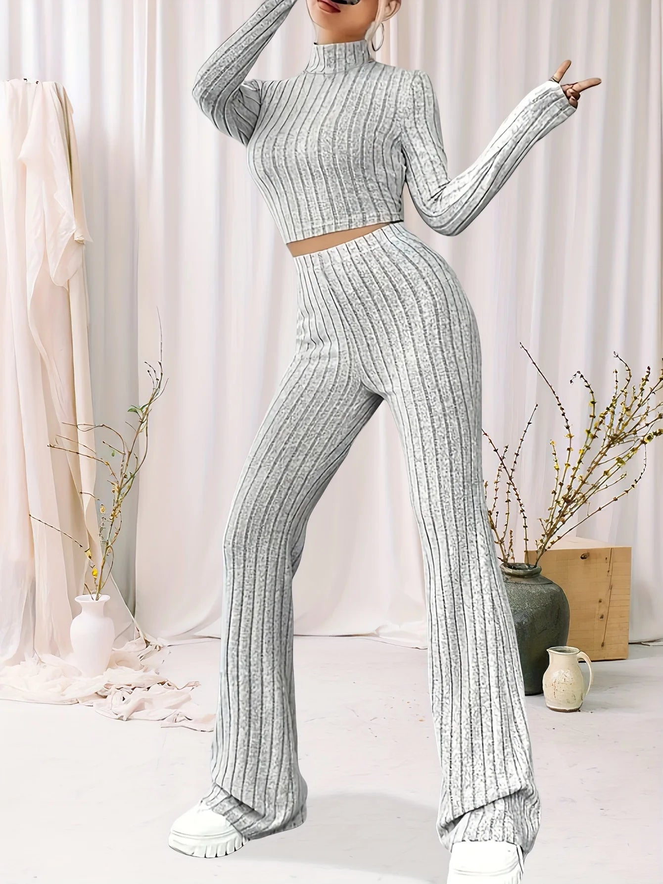 New style, fashionable and warm autumn and winter solid color turtleneck long sleeve trousers set