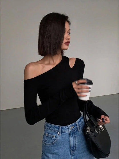 Mode Schräger Kragen Off-Shoulder Langarm-T-Shirts Damen Frühling Neu Einfarbig Slim Fit Crop Top Sexy Hohl Out Tees Shirts