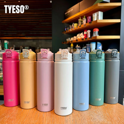 TYESO 600/750ML Thermosflasche mit Strohhalm Edelstahl Auto Thermobecher Sport Wasserflaschen Hält Kalt und Warm Thermobeker