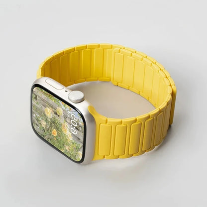 Silicone Strap for Apple Watch 46mm 42mm 49mm 45mm 41mm 44mm 40mm Magnetic Band for IWatch Ultra 3/2 Series 11 10 9 8 7 6 SE 5