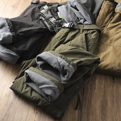 Outdoor-Arbeitshose Herren Loose Fleegefutter Dicke Softshell-Wanderhose Winddicht Wasserdicht Polyesterfaser Gerades Bein