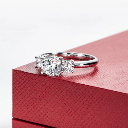 AnuJewel 14K Weißgold D-Farbe VVS Lab Grown Diamant Dreistein-Verlobungsringe mit IGI Zertifikat 585 Gold Ehering