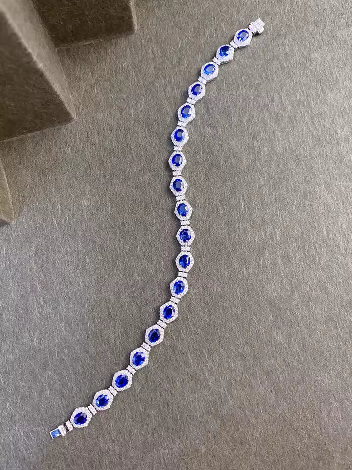 18K White Gold Natural Diamond & Sapphire Bracelet