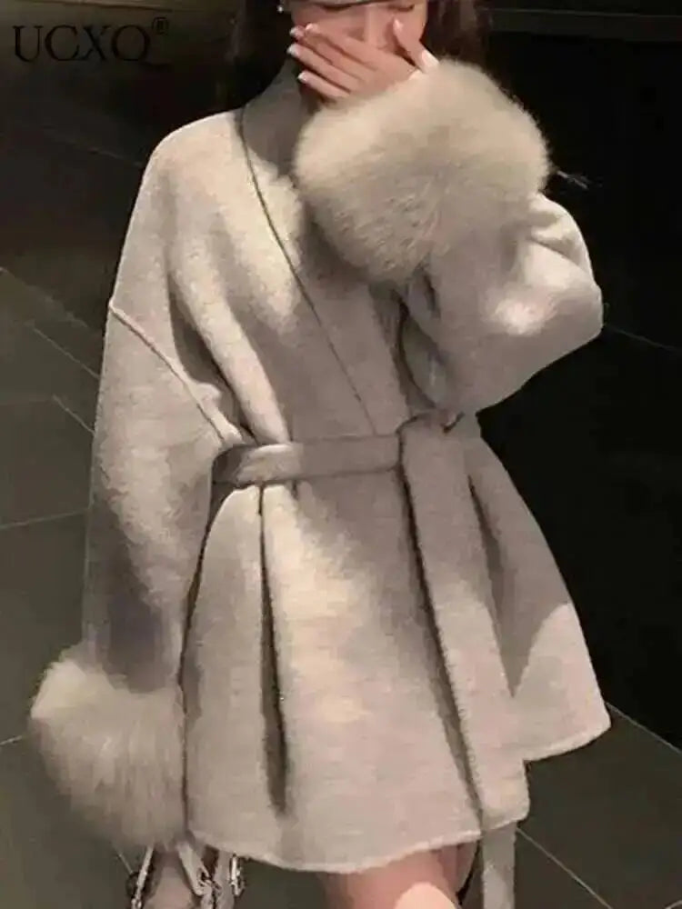 UCXQ Eleganter OL Business-Mantel Pelz-Patchwork Langarm Wollmantel Schöne Damenbekleidung Jacke Herbst 2025 Winter