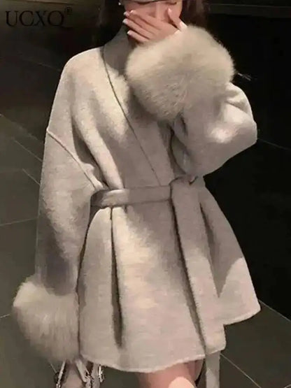 UCXQ Eleganter OL Business-Mantel Pelz-Patchwork Langarm Wollmantel Schöne Damenbekleidung Jacke Herbst 2025 Winter