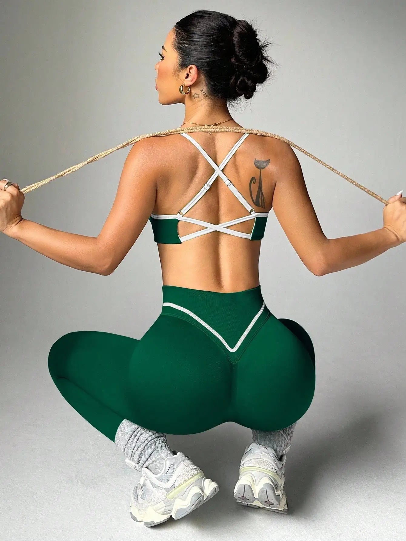 Cross-border New Arrival European and American Sexy Backless Sports Bra Thong High-waisted Colorblock Outdoor Yoga Leggings Wome