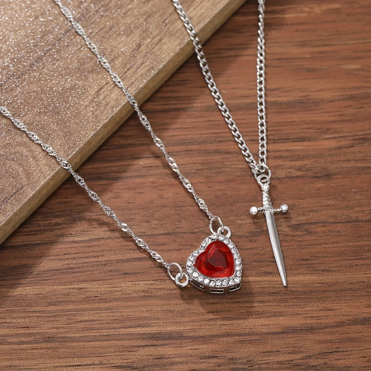 Heart and Sword Necklace Couple Necklaces Women Zircon Crystal Necklace Romantic Valentines Day Gift Jewelry Gifts Accessories