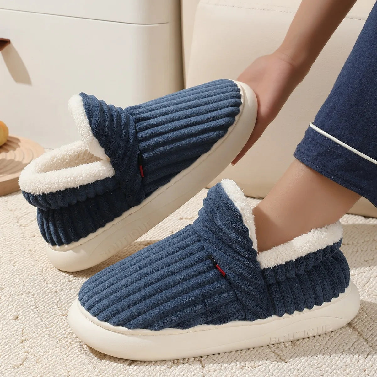 Bebealy Winter Fur Men Slippers Men Shoes Outdoor Nonslip Short Plush Men Slippers Casual Fuzzy House Ankle Men Boots Flat Shoes