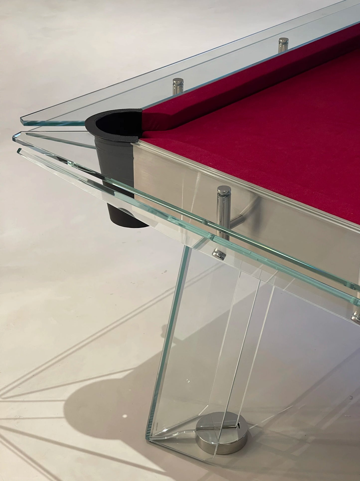 Customizable American Standard Black Eight Full Set Snooker Pool Table Indoor Clubhouse Hall Entertainment  Glass Pool table