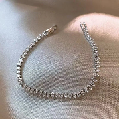 Luxury Roman Crystal Geometric Chain Bracelets for Women Trendy Goth Full Rhinestone Marquise Charm Bracelet Wed Jewelry Gift
