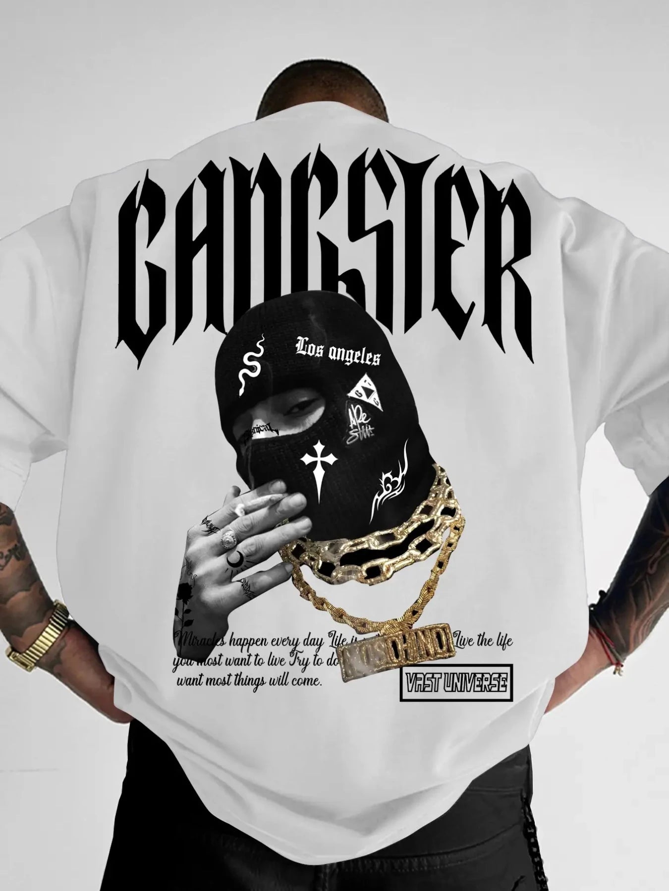 Herren Oversized Gangster Grafik T-Shirt - Streetwear Kapuzenmasken-Design mit Gangster-Schriftzug & West Coast Schriftzug