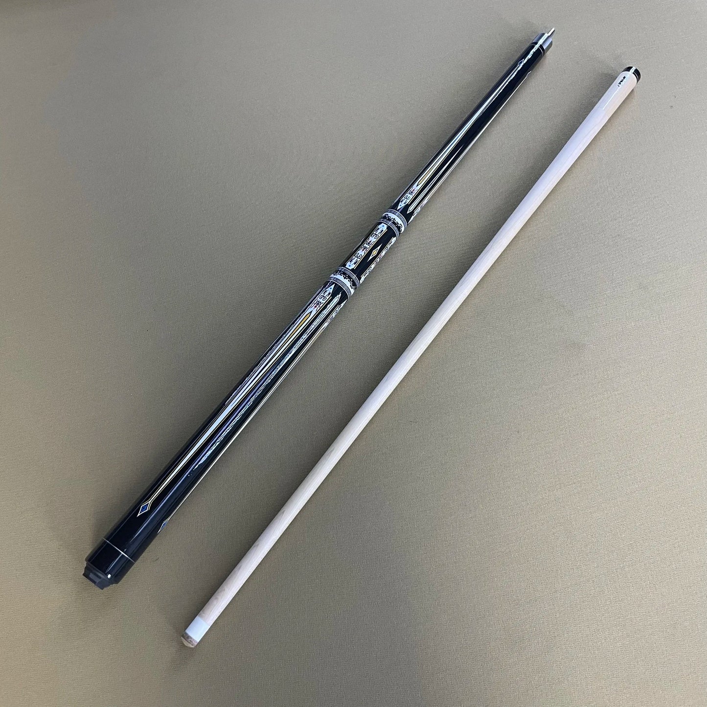 Pro 13mm Maple Pool Cue – Carom Billiard Stick