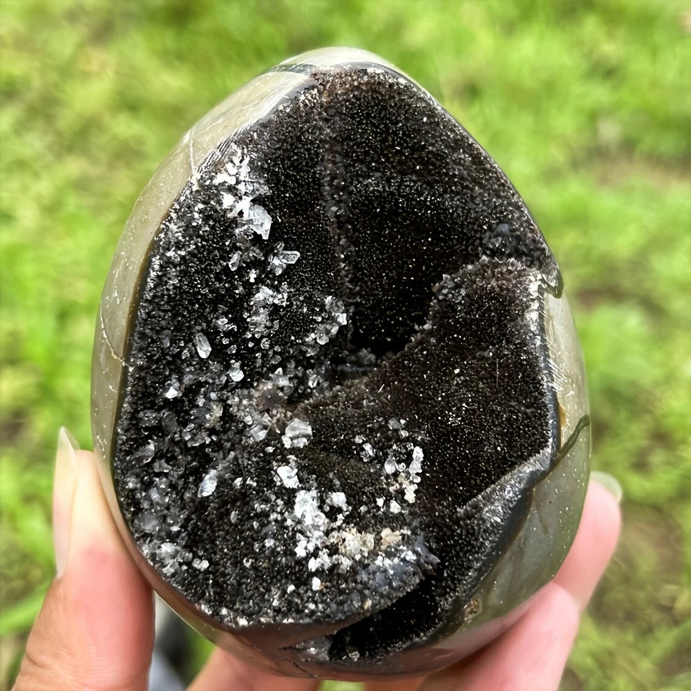 AA+ Drachensieben-Schicht-Kristallei – Schwarz-brauner Quarz mit gemischten Mineralien, mit einer rauen, strukturierten Oberfläche