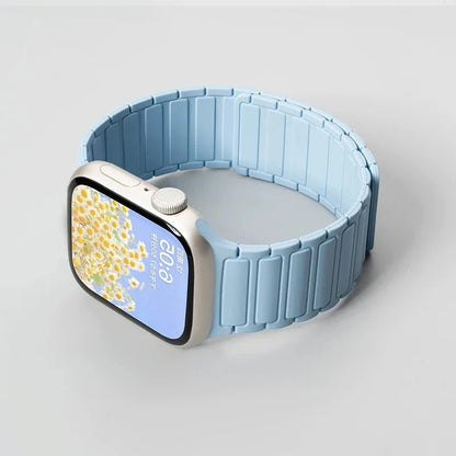 Silicone Strap for Apple Watch 46mm 42mm 49mm 45mm 41mm 44mm 40mm Magnetic Band for IWatch Ultra 3/2 Series 11 10 9 8 7 6 SE 5