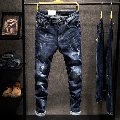 2025 Neue Ripped Jeans Herren Slim-Fit Denim-Hosen Baumwolle Koreanischer Stil Mode Elastisch Vielseitig Blau Schwarz Herrenbekleidung